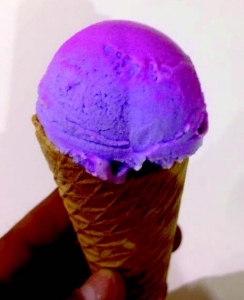 color-changing-ice-cream color-changing-ice-cream